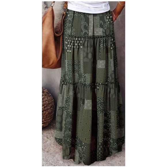 Boho Green patchwork Print Pockets Stretchy Waist Maxi Skirt - Picture 2 of 3